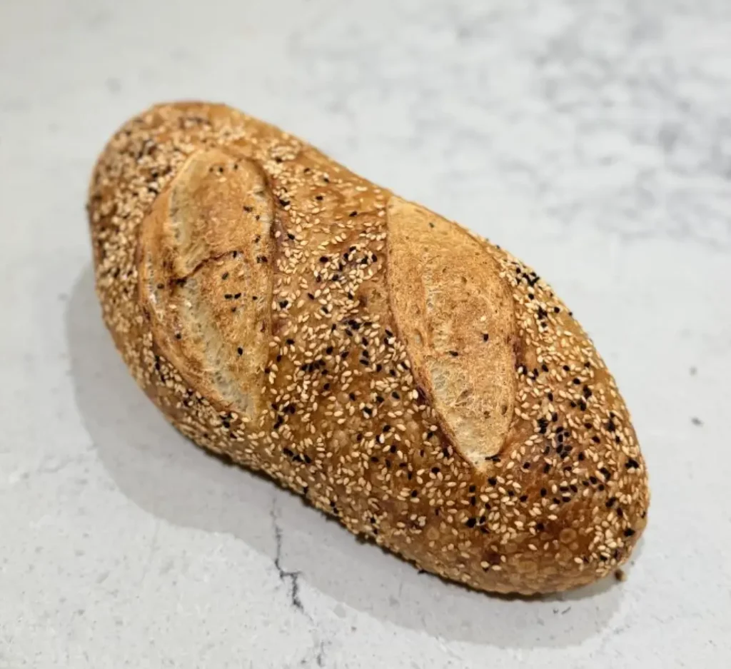 לחם מחמצת בצל של מאפיית קציר חיטים